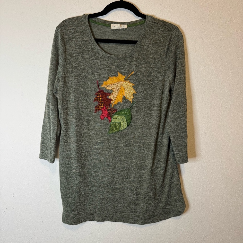 Cactus And Pearl Grey 3/4 sleeve leaves Fall Top women's size Medium